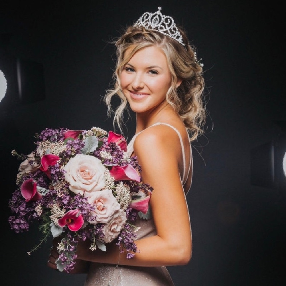 Meet your Posher, Alivia